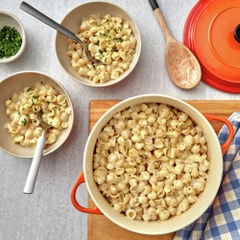 Nui Sò Với Phô Mai Cheddar Hữu Cơ Annies Macaroni Shells & White Cheddar, Hộp 170g (6 Oz.)