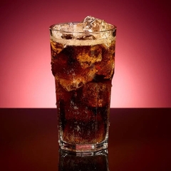 Soda Kem Dâu Dr Pepper Strawberry and Cream , Thùng 12 Lon x 360ml (12 Oz.)