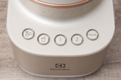Máy xay sinh tố đa năng Electrolux E7CB1-86SM