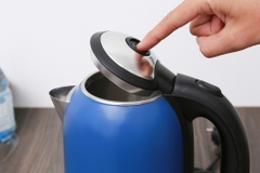 Bình đun siêu tốc Sunhouse 1.7 lít SHD1382B