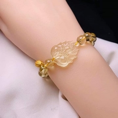 Vòng tay Hồ ly chúa và vòng thạch anh vàng mix charm sen bạc xi vàng