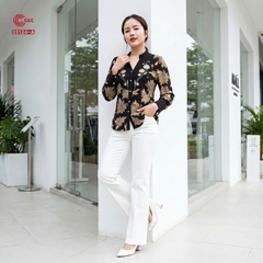 25124 - Áo Sơ Mi In Họa Tiết Cổ Bâu Chữ V Thêu Hoa Phối Nút Kiểu