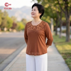 26008 - Áo Cổ Tròn Thêu Gợn Sóng Đính Đá Thủy Tinh