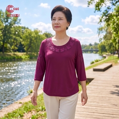 26029 - Áo Tay Lỡ Thêu Lá Viền Cổ Phối Hoa Năm Cánh Đính Đá