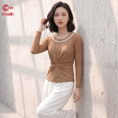 26071 - Áo Cổ Tròn Tay Dài Đính Cườm Xoắn Xếp Ly Tôn Dáng