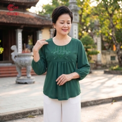 26095 - Áo Tằm Ý Thêu Họa Tiết Ngân Hoa