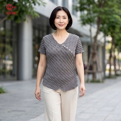 26147 - Vải Thun Gân Sóng Cổ V Phối Nút Kiểu Hạt Trai