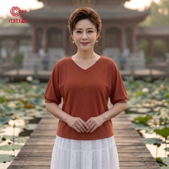 26247 - Áo Tay Ngắn Kiểu Cánh Dơi Thêu Phối Đá Chữ V