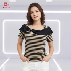 26309 - Áo Thun Tay Ngắn Trễ Vai Phối Nơ Chéo Đính Ghim Pha Lê