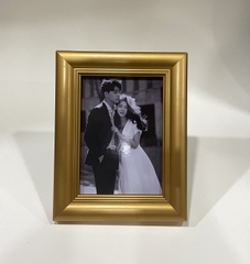 Khung Ảnh Để Bàn Gỗ 1014V