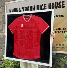 Khung Áo Ký Tên Công Ty Màu Đỏ