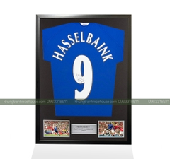 Khung áo thun xanh Hasselbaink