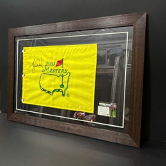 KHUNG NỀN ĐEN BO ĐEN F5VAN