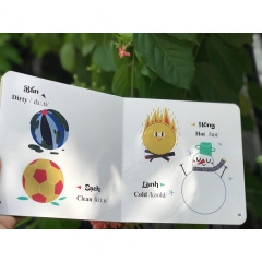 Combo 4 quyển  Đục trổ thông minh Những từ vựng đầu đời của bé song ngữ Việt Anh cho bé dưới 6 tuổi