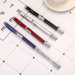 Bút chỉ bảng có đèn laze tặng 6 pin