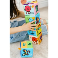 Bộ 8 Đồ Chơi Hình Khối Xúc Xắc Vui Nhộn Lalala Baby