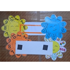 Hoa xoay học số 10 cánh mẫu giáo