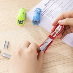 Dập Ghim Số 10 Mini Deli Stapler 0253 ( Kèm Hộp Ghim )