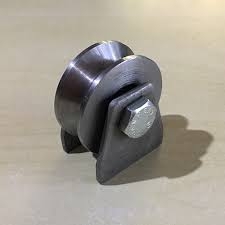 Bánh xe cửa sắt rãnh V
