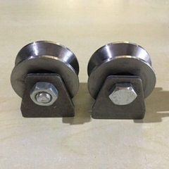 Bánh xe cửa sắt rãnh V