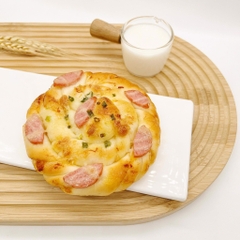 Bánh Mì Xúc Xích Ruốc