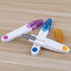 Kéo bấm có nắp đậy