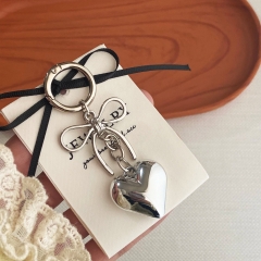 Móc khóa, charm treo túi xách | Tada Craft