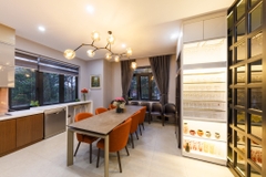 WHITE VILLA