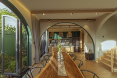 B25 VILLA