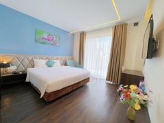 STILLUS BOUTIQUE HOTEL
