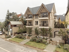 VILLA PALY