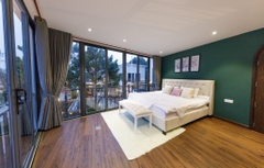 WHITE NAM HỒ VILLA