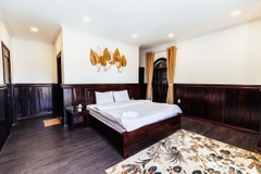 NAM HỒ 8.3 VILLA