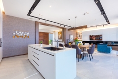 B12 VILLA
