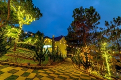SUNSET VILLA