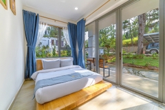 SUNRISE VILLA