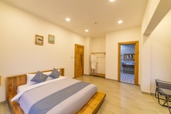 SUNRISE VILLA