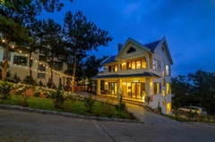 RAINBOW VILLA