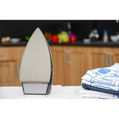 Bàn ủi khô PANASONIC