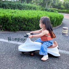 Xe lắc luxury