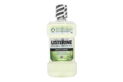 Nước súc miệng Listerine Natural Green Tea không cay chai 500ml