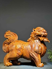 Tượng Nghê phong thủy gỗ hương ta