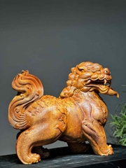 Tượng Nghê phong thủy gỗ hương ta