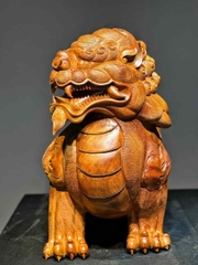 Tượng Nghê phong thủy gỗ hương ta