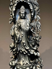 Tượng Quan âm Gỗ mun sừng đẹp