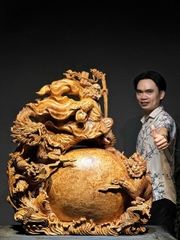 Tượng Đạt Ma Hàng long phục lân gỗ nu ngọc am VIP