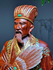 Tượng Ngài Khổng Minh Tiên Sinh gỗ tử đàn đỏ đẹp