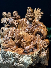 Tượng Tế Công Gỗ Nu Ngọc am thơm