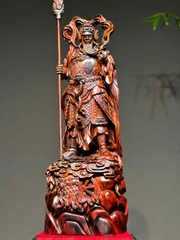 Tượng Ngài Quan Công Gỗ Trắc đẹp