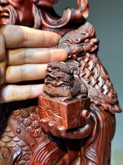 Tượng Ngài Quan Công Gỗ Tử Đàn Đẹp